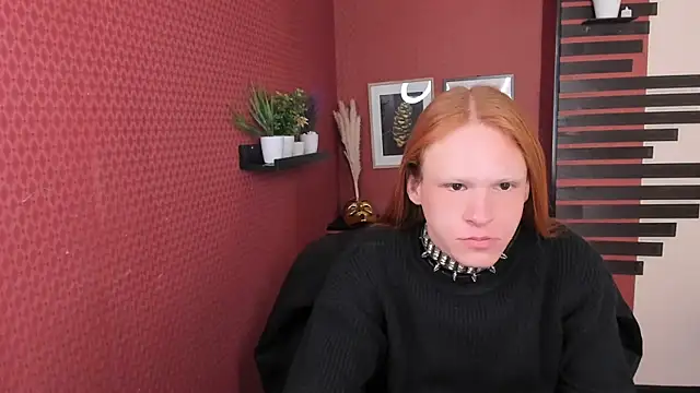 ChloeValentinee online show from October 7, 9:35 am