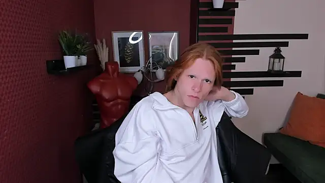 ChloeValentinee online show from October 11, 12:20 pm