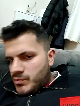 kadiirsekercii online show from November 25, 8:22 pm