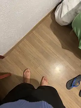 herinhos38 online show from September 30, 8:19 am