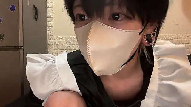 tora3220 online show from November 1, 1:15 pm