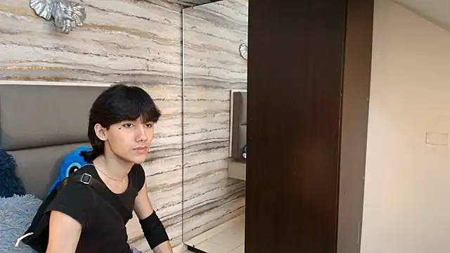 Lovers 21 online show from November 26, 4:15 am