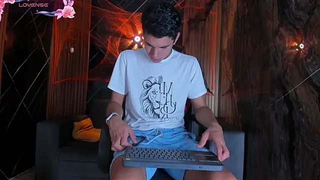 Stiben boy online show from October 24, 3:08 am