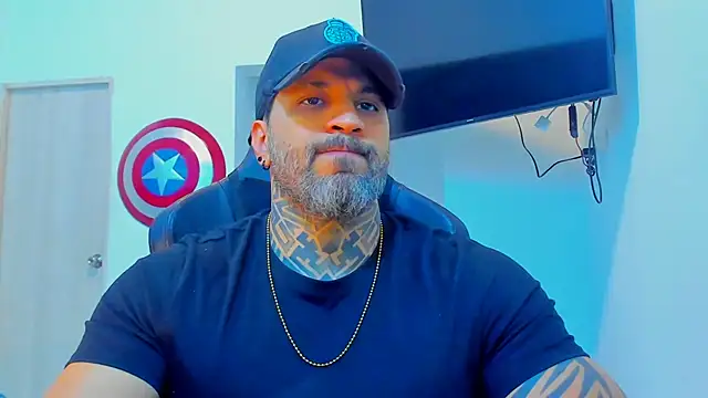 JoshRigby online show from January 7, 7:19 pm