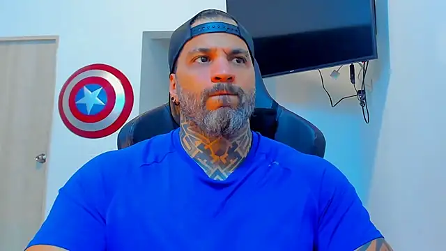 JoshRigby online show from January 9, 7:41 pm