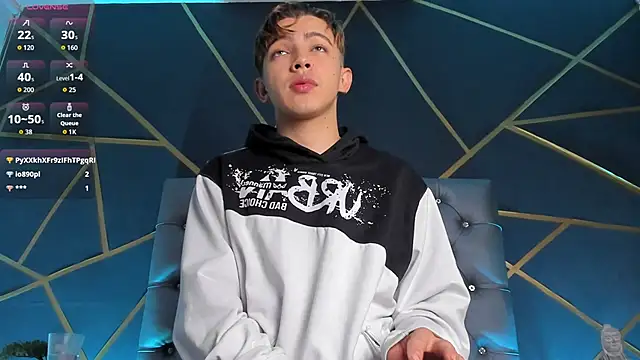 Lian Miller1  online show from February 10, 12:43 pm