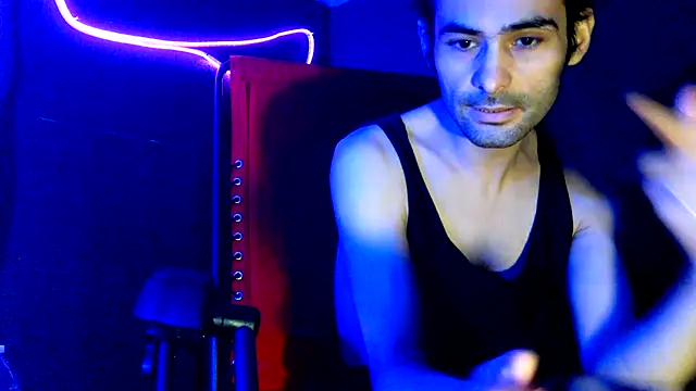 highinhtxx online show from January 6, 6:06 am