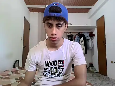 The boy good online show from September 28, 7:01 pm