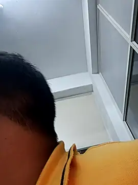 SlipperyRebound0 online show from December 2, 4:54 pm