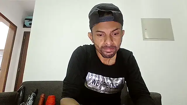 XxvanxX online show from November 9, 4:00 pm