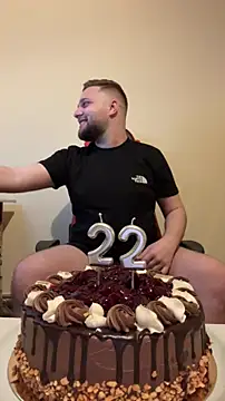 KingAdonisss online show from March 17, 9:28 pm