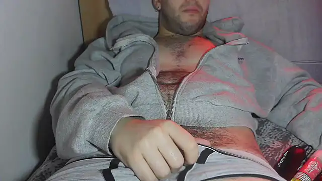 cazzo18cm3 online show from January 14, 9:07 pm