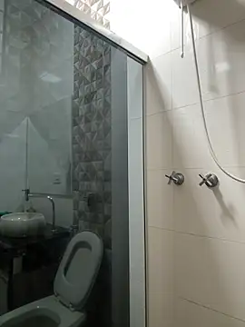 CaveiraHot online show from October 3, 11:43 pm