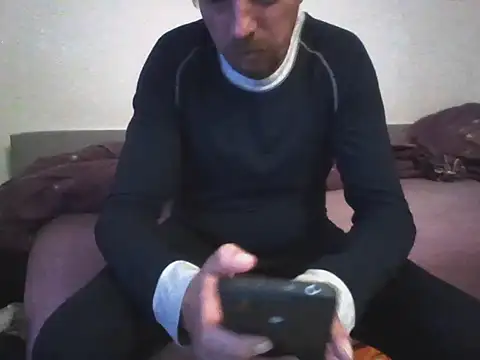 honzinka83 online show from November 7, 7:39 pm