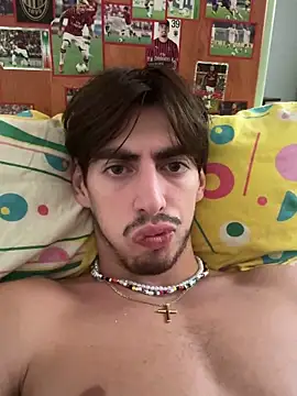 BABYJR05 online show from October 2, 2:32 pm