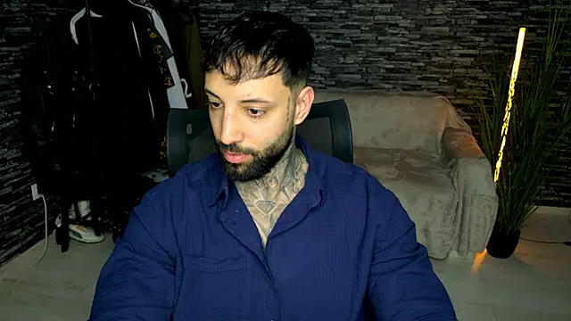 MasculineGuy99 online show from March 1, 7:02 pm