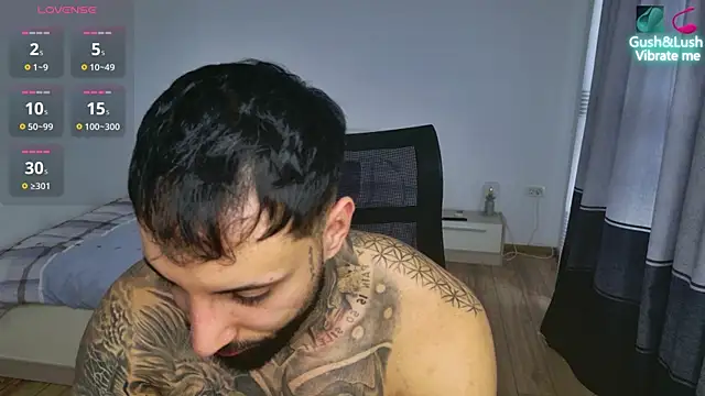 MasculineGuy99 online show from December 18, 1:07 pm