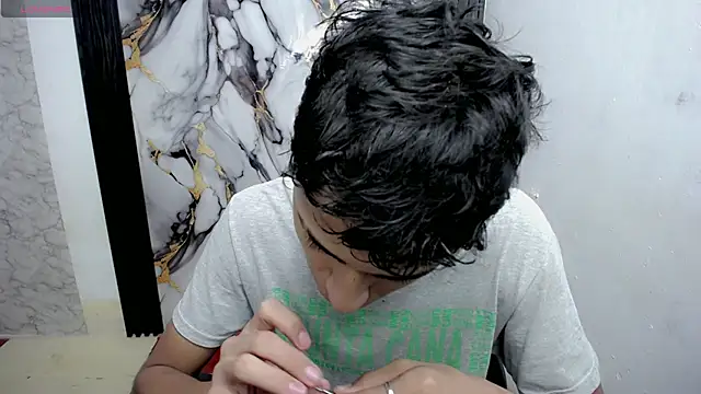 Im david02 online show from December 4, 1:07 pm