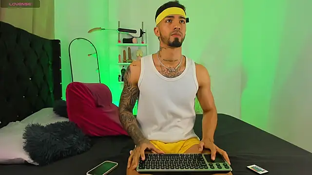  Duriel online show from October 2, 4:00 pm