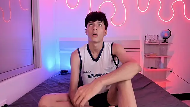 luccas ferreira online show from October 29, 10:02 pm