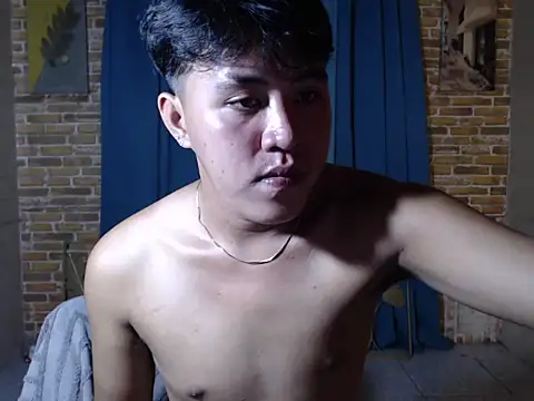 ur fucking rolly online show from October 18, 9:03 am