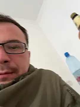 viktor1992-1-1 online show from February 19, 8:11 am