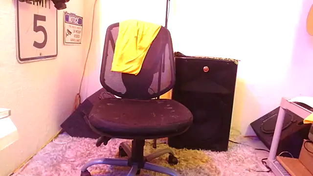 Tommy Love23 online show from November 27, 4:27 am