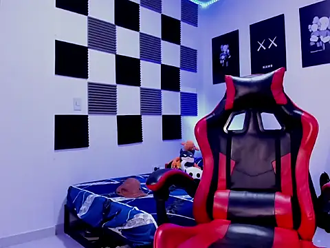 jeycobb online show from December 5, 12:01 pm