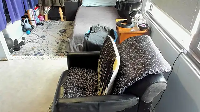 CassiusJohnson online show from October 30, 3:08 am