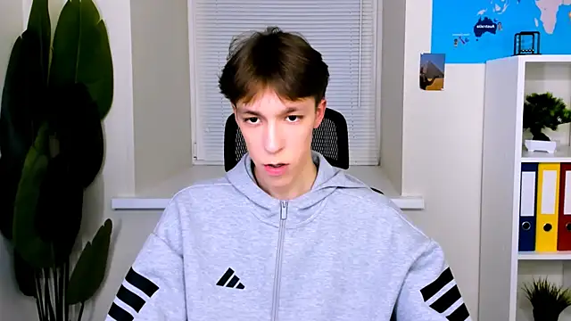 MarkBranston online show from October 25, 4:42 pm