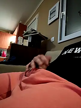 arksex32 online show from April 12, 10:00 pm