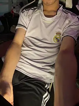 Wuza-H online show from December 4, 8:49 pm