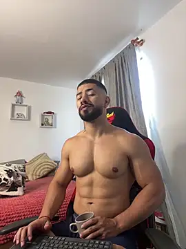 Ezzio Scolaro online show from November 22, 12:38 pm