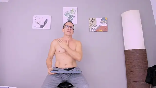  axelking  online show from October 17, 11:58 am