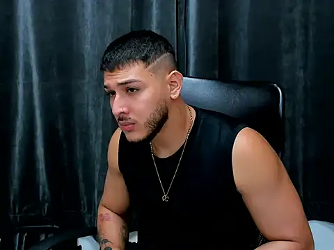 jasonshaw25 online show from February 28, 6:29 pm