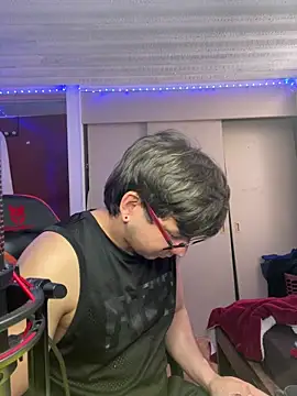 kaspar 6 online show from March 7, 5:11 pm