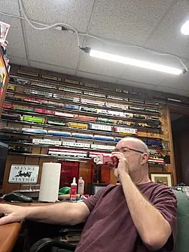 Jcaspen online show from March 26, 1:26 pm