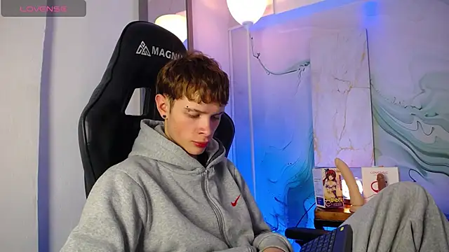 JackFrosst online show from March 10, 1:06 pm