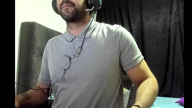 coolfriki online show from January 16, 5:10 am