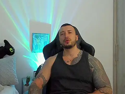 Dave-Max01 online show from October 26, 2:24 am