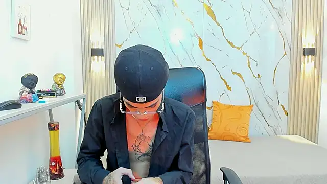 JacobBlackwell  online show from January 10, 8:22 pm