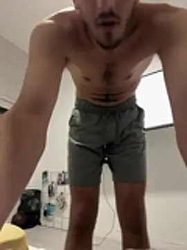 Tommy horny20 online show from January 31, 10:41 pm