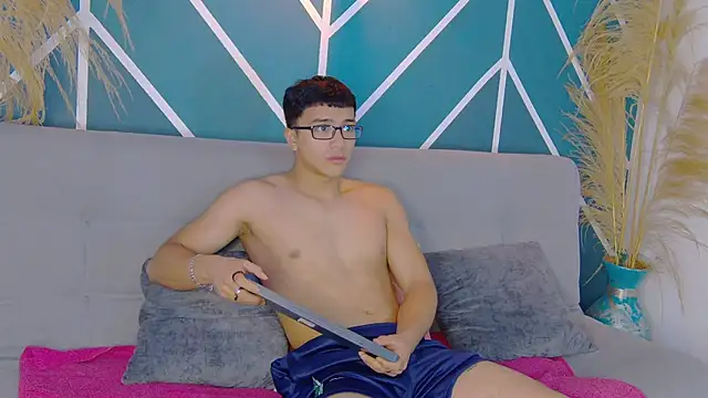 Stefano Calle online show from October 30, 12:28 pm