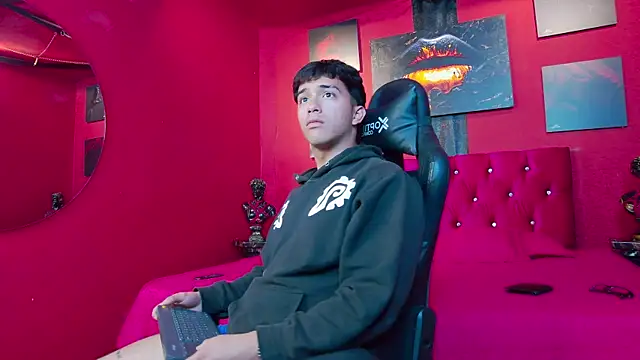 Stefano Calle online show from December 17, 7:31 pm