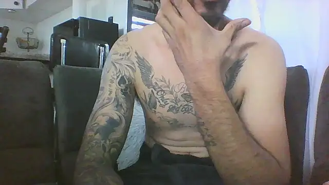 Juicydick420-xxx online show from October 22, 9:40 pm