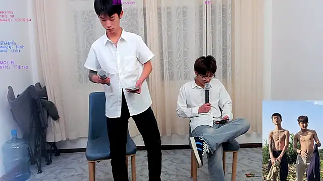 KK-cuteboy online show from November 19, 10:15 am