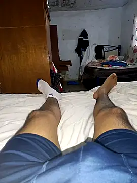 Latinokev online show from November 18, 7:39 pm