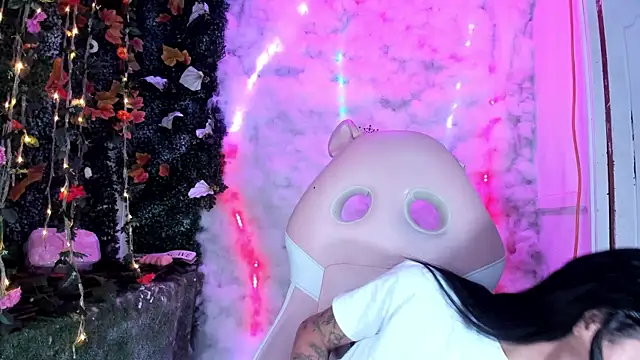 ZAMMIRA online show from December 14, 6:42 am