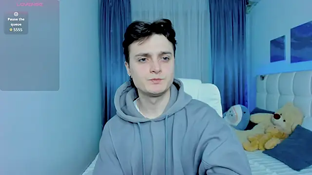 GGimperator  online show from December 15, 10:45 am