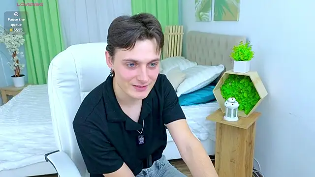 GGimperator  online show from October 15, 12:13 pm